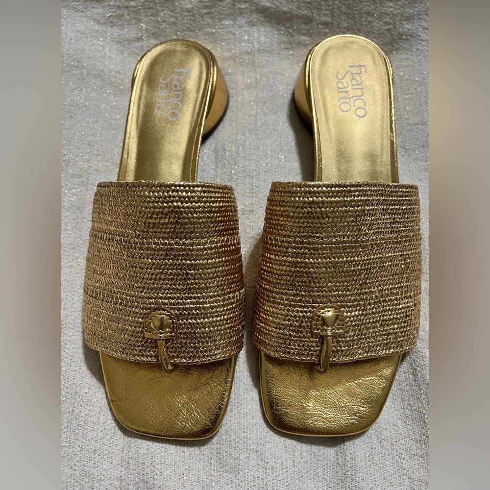 NEW Franco Sarto Women's Loran Block Heel Slide Sandal - Size 9 Gold - Picture 2 of 9